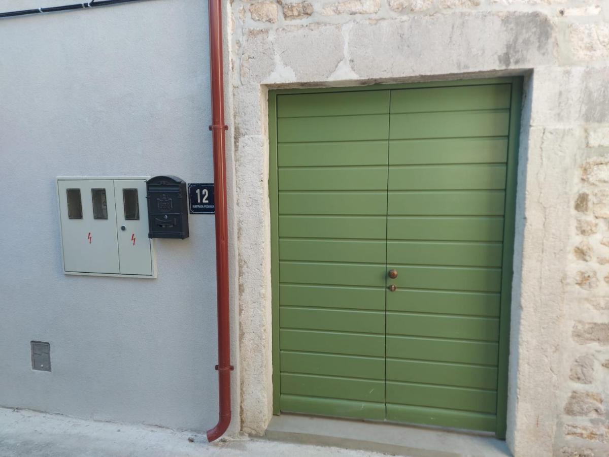 Apartments Rose1 كريس المظهر الخارجي الصورة